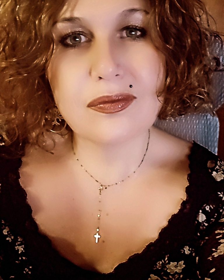 Sylvia, Micaelli, hypnose, massage, énergétique, magnétisme, reiki, Corse, Bastia, Borgo, Fédération Massage des 5 continents, Vibecodes