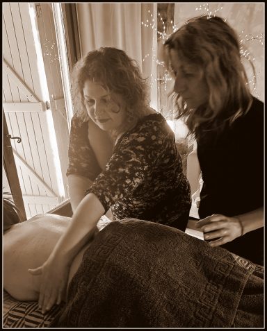 Sylvia Micaelli, Hypnose, Massages, Massages énergétiques, Formatrice en massages, Massages des 5 continents, infirmière